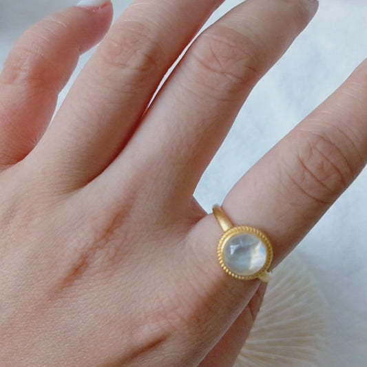 [MRMO01] Moonstone Brass ring 月亮石戒指