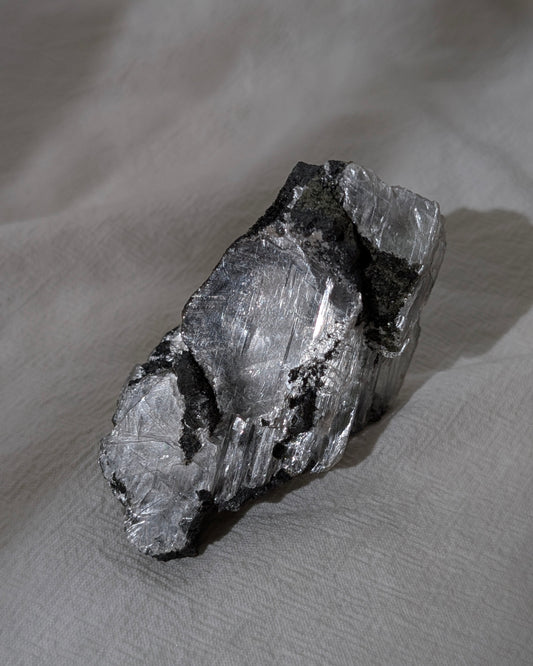 [SE13] Selenite with Galena Chalcopyrite uv reactive 螢光透石膏