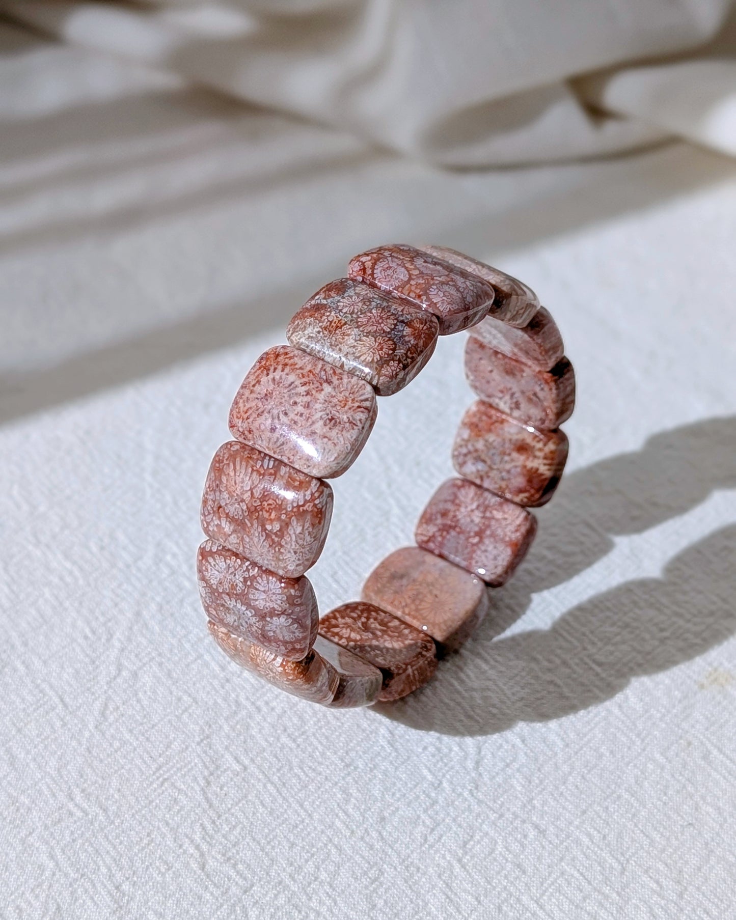 [MBFC02] Fossil Coral Hand band 珊瑚玉手排