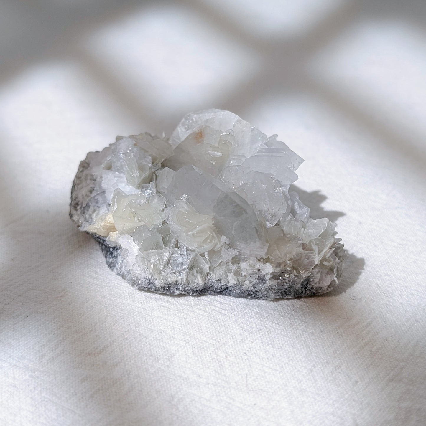 [AQ09] Aquamarine with Silver Mica 雪寶頂海藍寶銀雲母