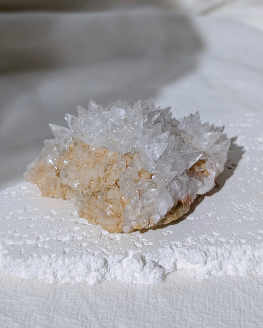 [CA26] Calcite and Dolomite on matrix 方解石粉雲石
