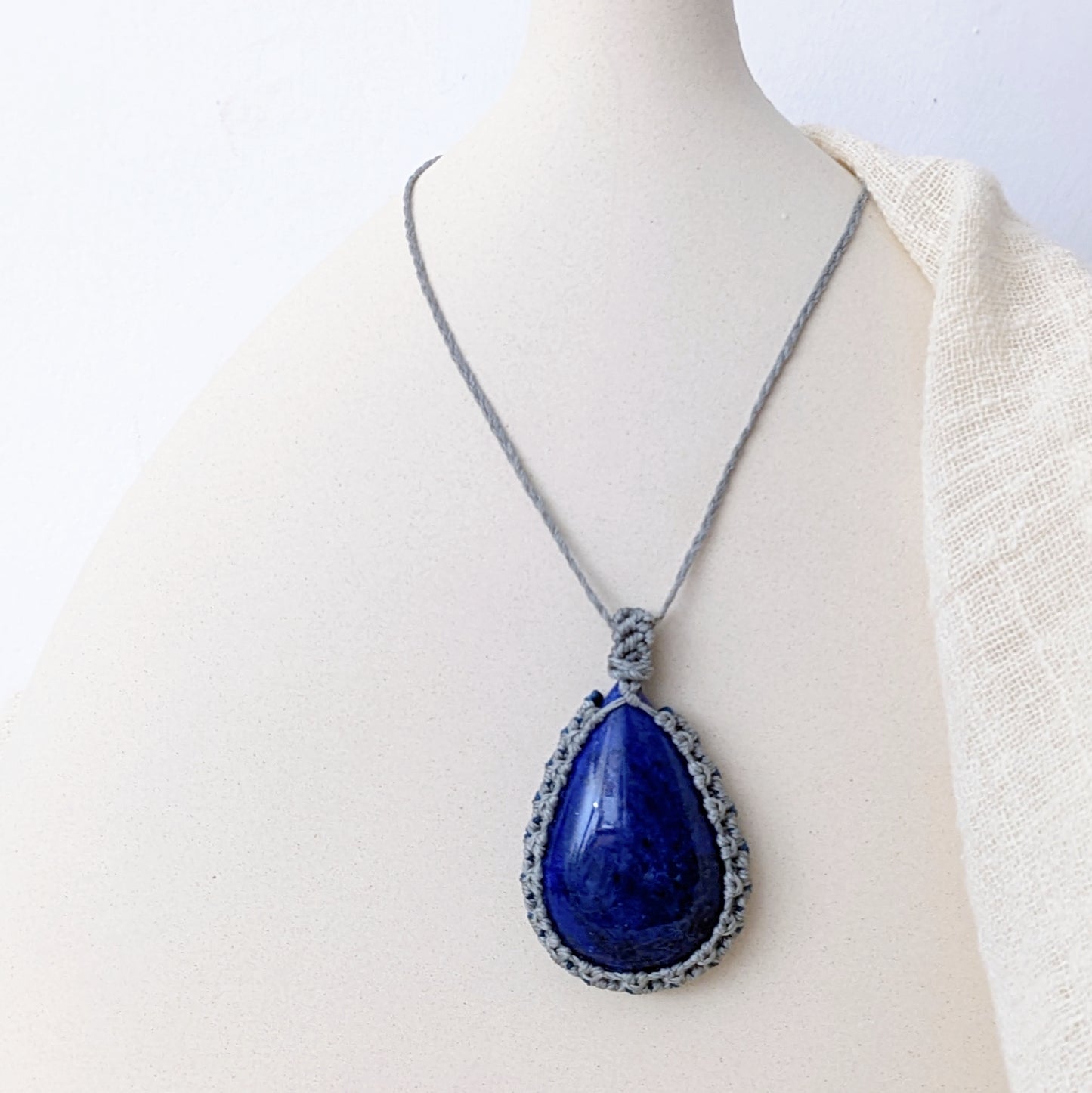 [MMLL03] Lapis Lazuli Pendant Macrame Long Necklace 青金石吊咀編織長頸鍊