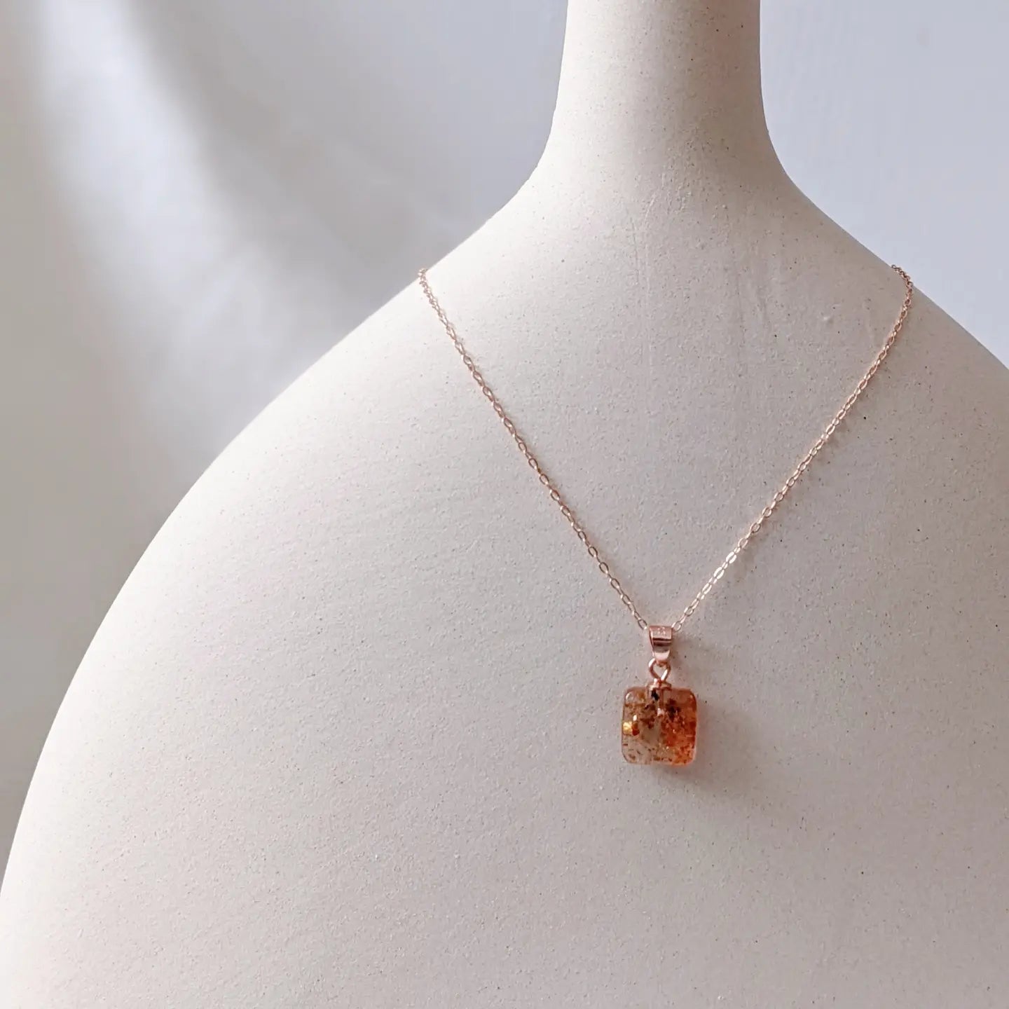 [MNSU01] Sunstone Pendant Rose Gold s925 Necklace 太陽石吊咀s925銀玫瑰金頸鍊